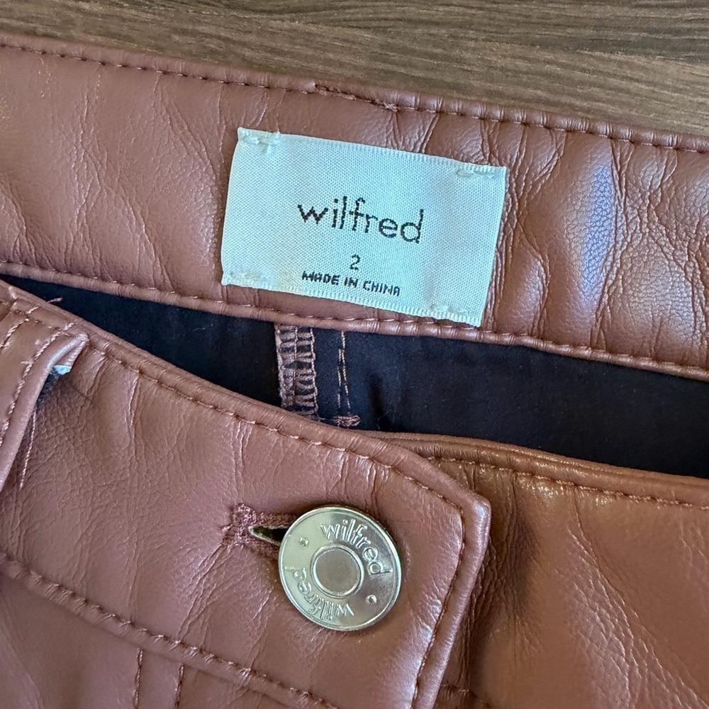 🤎 Aritzia Wilfred Melina Vegan Leather Pants | Cognac Brown 🤎 - Picture 3 of 11